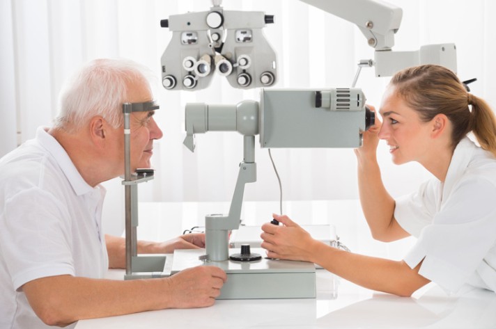 Kesehatan mata di usia dewasa